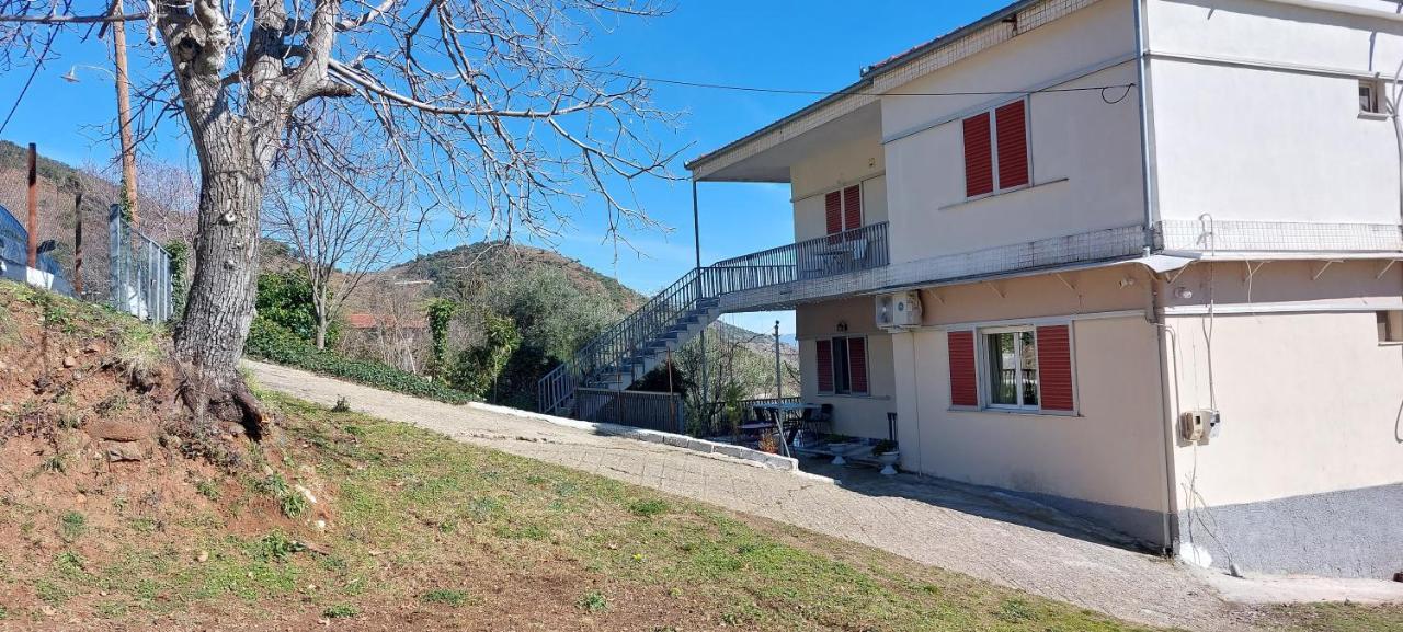 Country Home Genesi 20 Min From Trikala Luaran gambar